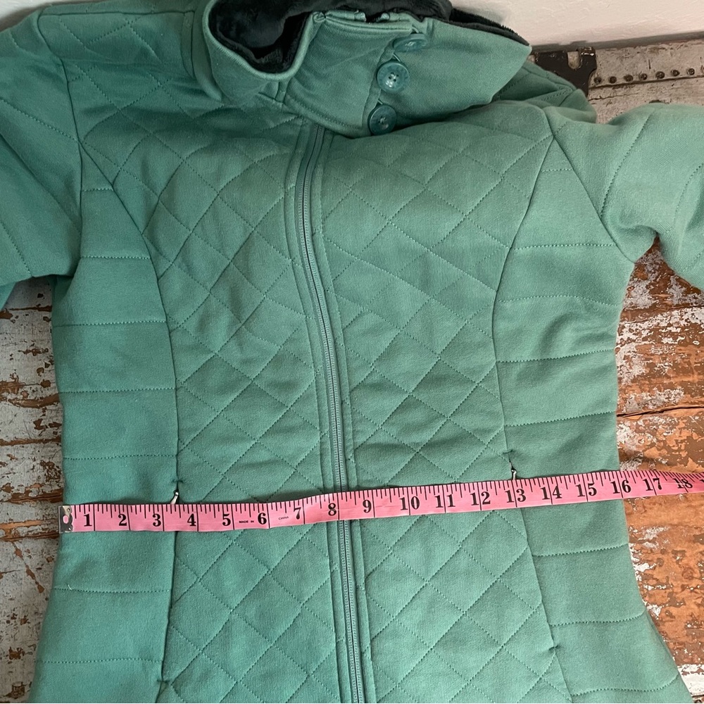 The North Face Caroluna Button Zip Quilted Jacket - Picture 14 of 16